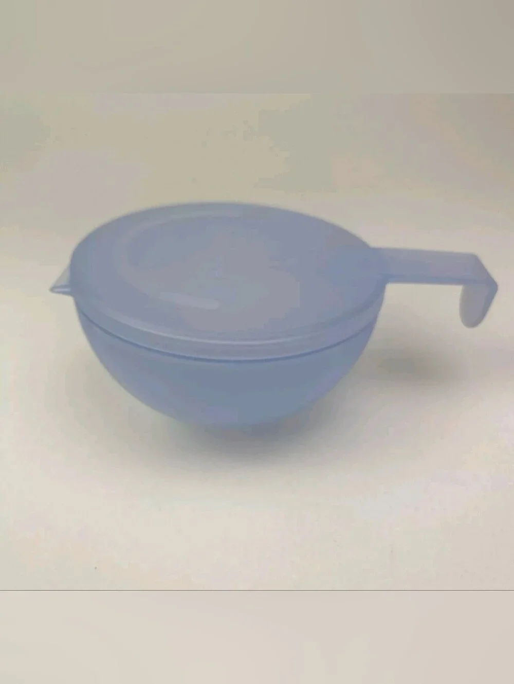 TUPPERWARE Forget-Me-Not Onion Tomato Orange Keeper 5105A-4